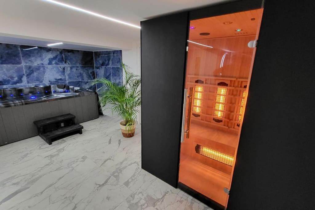 A O G Prestige Relax Max Spa Sauna Algolsheim エクステリア 写真